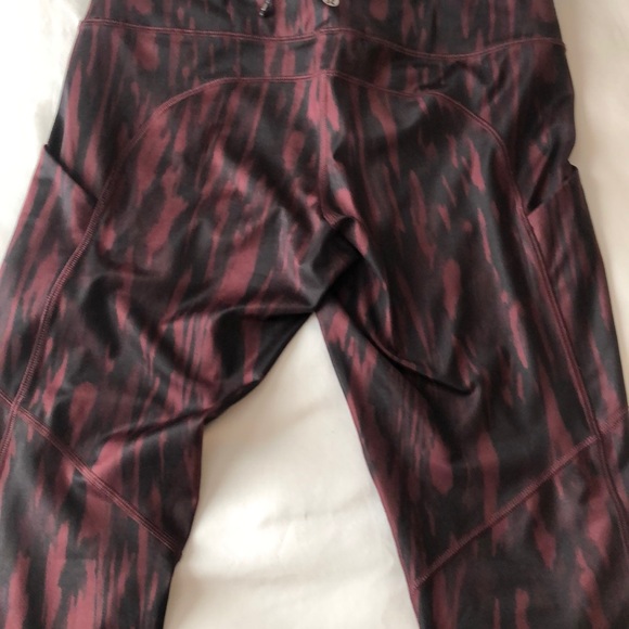 Lululemon full length leggings - Picture 9 of 12